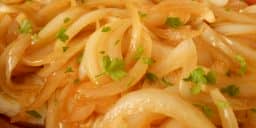 Lombinhos de Coelho de Cebolada