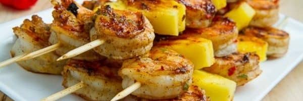 Espetadas de Gambas com Ananás