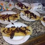 CREPES COM GELADO DE BAUNILHA E CHOCOLATE  crepes com gelado