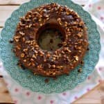Bolo de abóbora com cobertura de frutos secos 1f0a43bb96