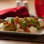 Salada de queijo fresco, tomate e manjericão 82718f969e