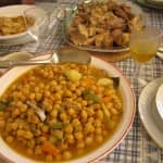 COZIDO DE GRÃO COM CARNE DE PORCO. COZIDO DE GRÃO COM CARNE DE PORCO.