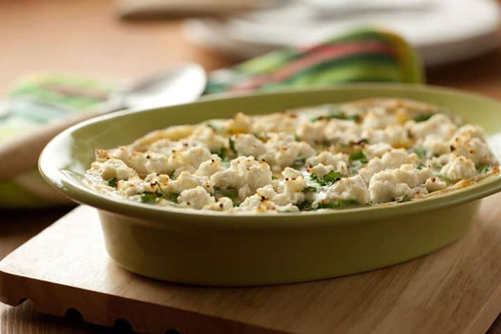 Lasanha de dois queijos e coentros