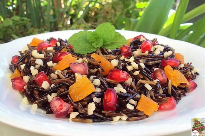 Salada de Arroz Selvagem com Frutos Secos