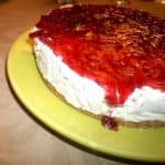 Semifrio de Natas com Cobertura de Frutos Vermelhos Semifrio de Natas com Cobertura de Frutos Vermelhos