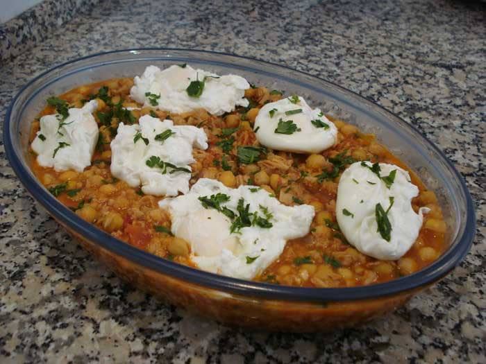 Grão com Atum e Ovos Escalfados