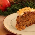 Bolo de abóbora, maçã e aveia com cobertura de queijo