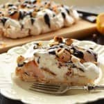 Merengue Decadente de Pêra, Chocolate e Avelãs