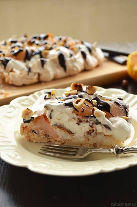 Merengue Decadente de Pêra, Chocolate e Avelãs