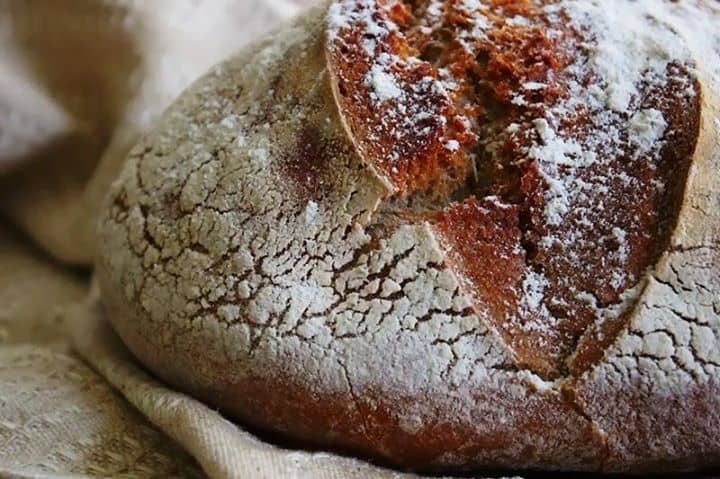 Pão Rústico de Centeio [Amassado à Mão]