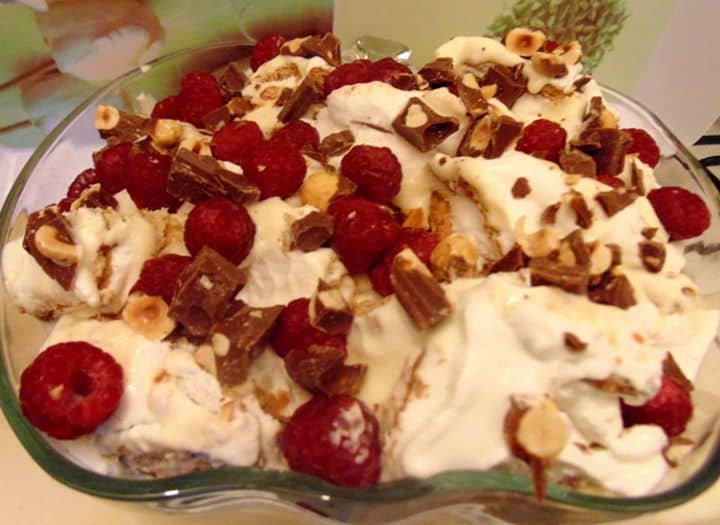 Sobremesa imperfeita de bolacha