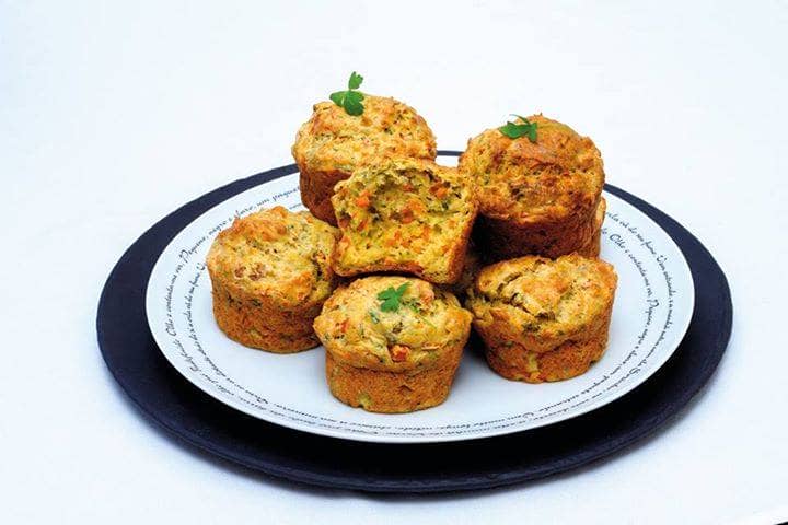 Queques de cenoura e atum