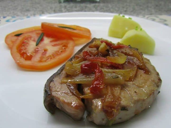 Bifes de Atum com Pimentos