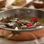 Experimente: Pica-pau com pickles de cerejas Experimente: Pica-pau com pickles de cerejas