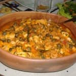 Peixe ao molho de camarão e alcaparras