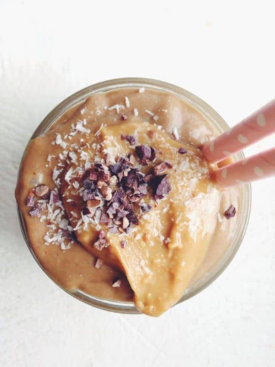 Batido de cacau e especiarias