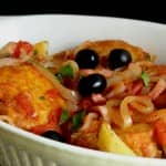 Saudável e saboroso, o peixe faz parte da ementa (cardápio) diário dos portugueses... Salmão à Minhota!