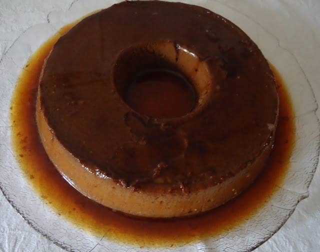 Flan de chocolate e canela
