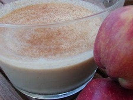 Mousse de iogurte com canela