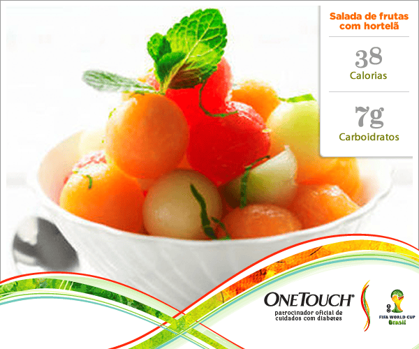 Salada de frutas com hortelã