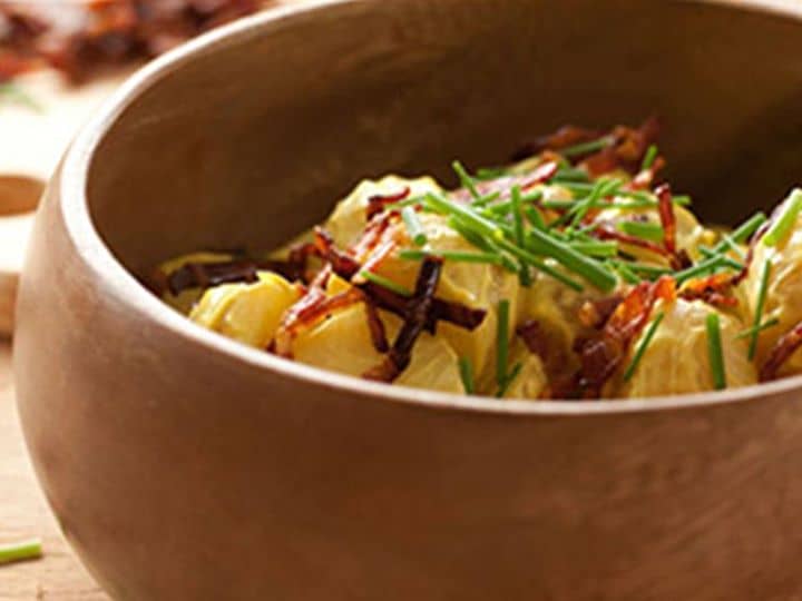 Salada de Batata com Bacon e Caril