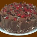 Bolo floresta negra no liquidificador Muito Fácil