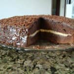 Nega maluca com recheio de musse de maracujá