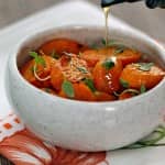 Cenouras Assadas com Laranja e Tomilho Cenouras Assadas com Laranja e Tomilho