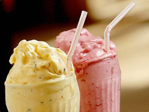 SMOOTHIE DE MORANGO E BANANA